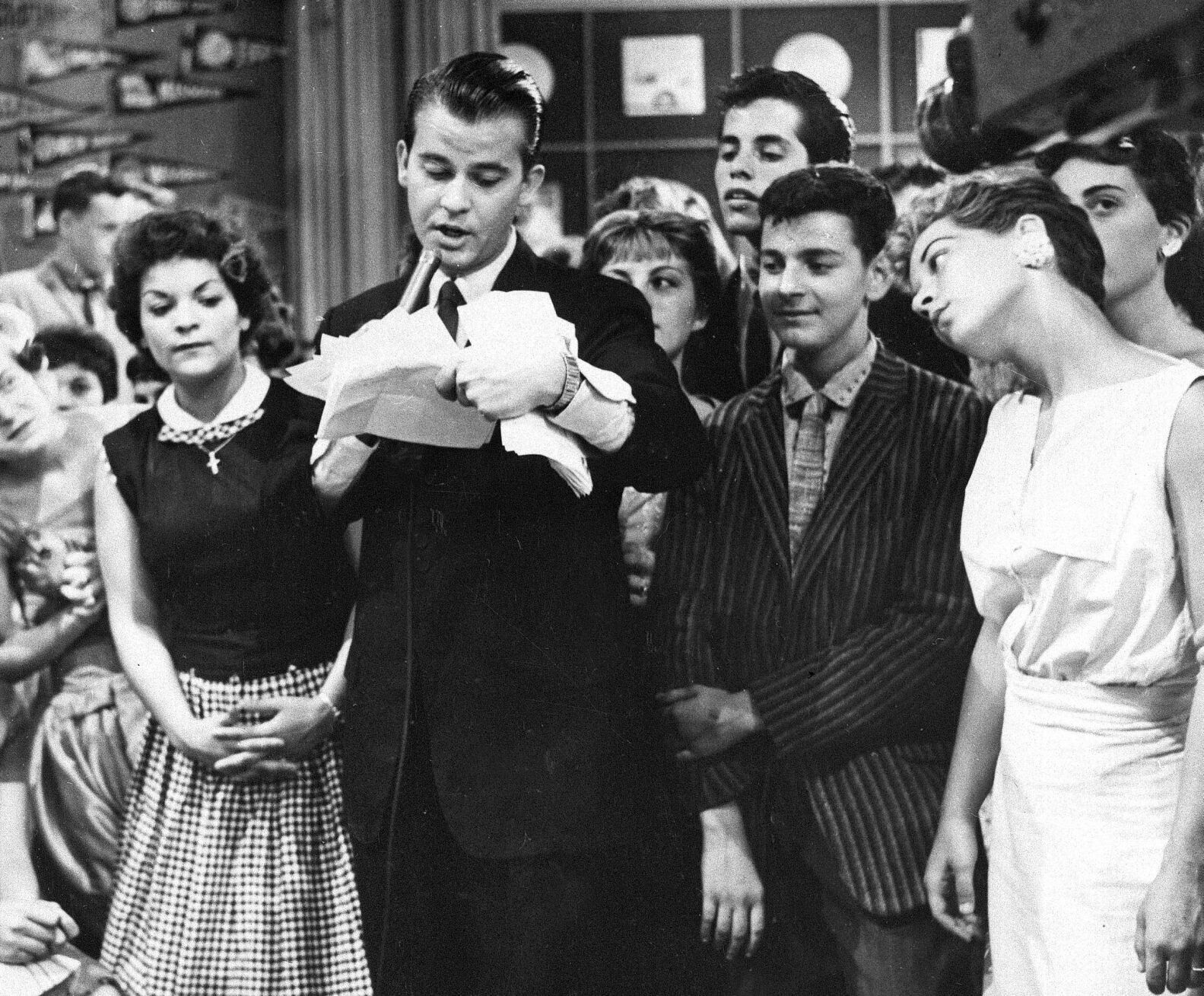 1957: American Bandstand